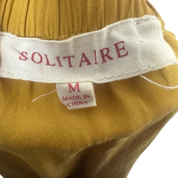 Solitaire size Medium Embroidered Floral Yellow Bell Sleeve Top Boho Chic Hippie - Picture 10 of 12